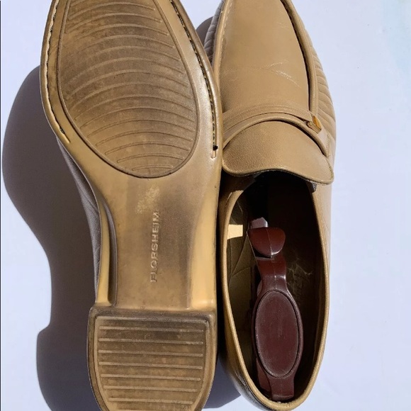 FLORSHEIM QUALITY MENS SIZE 10 1/2 D TAN LEATHER - Picture 5 of 5